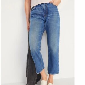 Old Navy. High-Waisted Slouchy Straight Cropped Jeans. Size 12.